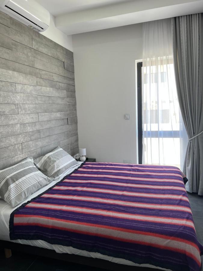 Cosy & Modern Top Floor 1-Bedroom Apartment St. Paul's Bay Exterior foto