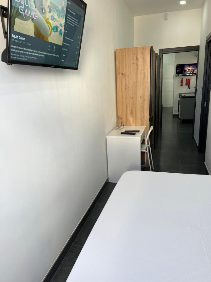 Cosy & Modern Top Floor 1-Bedroom Apartment St. Paul's Bay Exterior foto